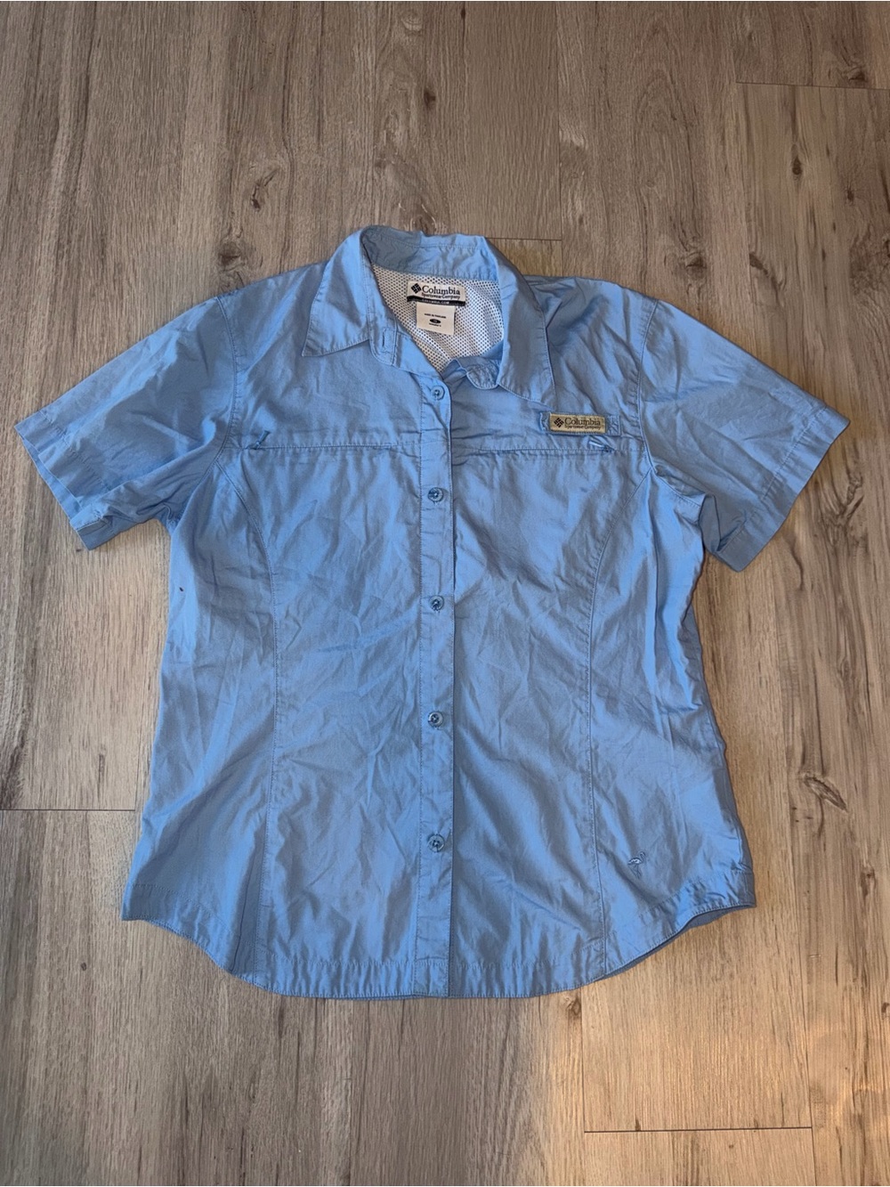 Columbia Light Blue Short Sleeve Button-Down Shirt